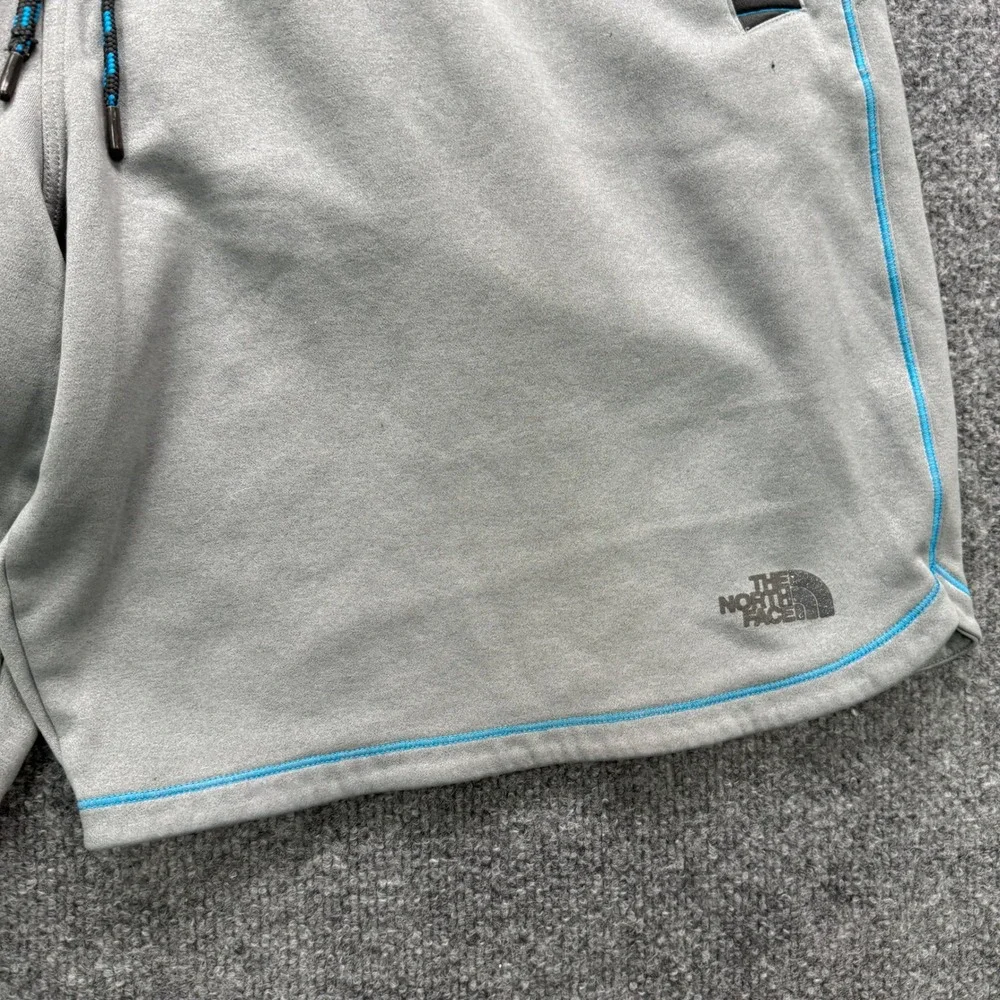 The North Face Shorts Mens XXL Gray Blue Fleece‎ Lined Zipper Pockets Athletic